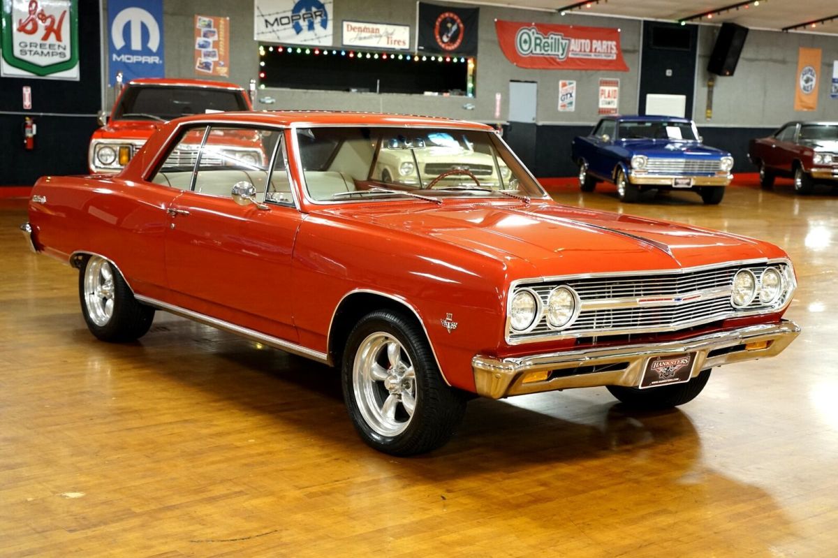 1965 Red Chevrolet Malibu American Muscle Car