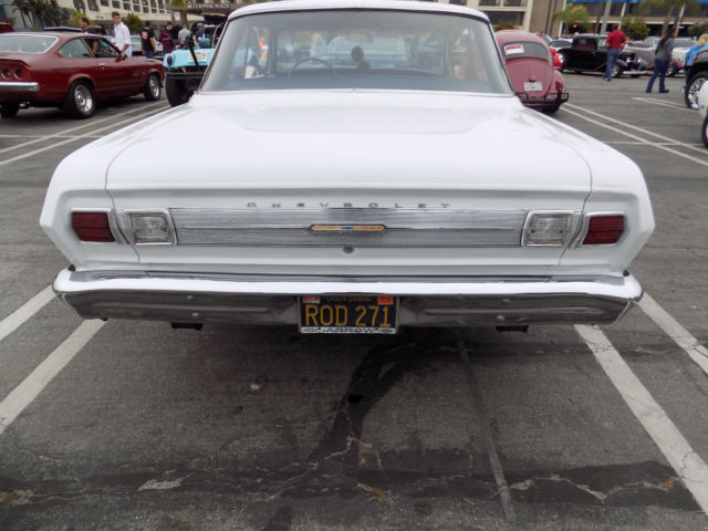 1965 White Chevrolet Nova Coupe