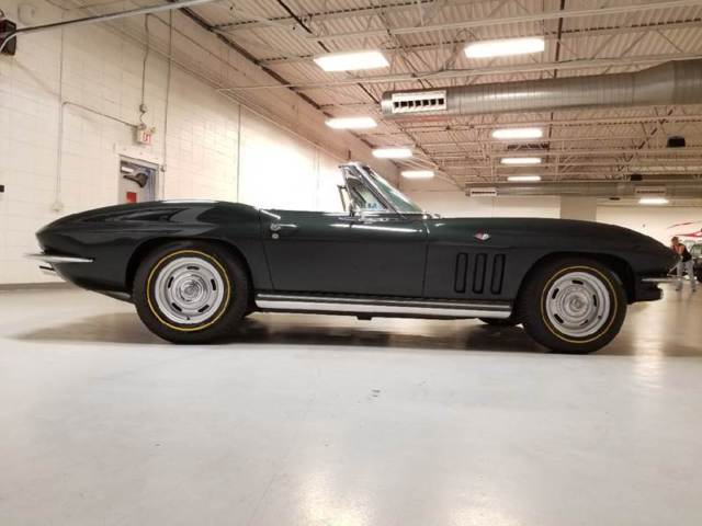1965 Green Chevrolet 2 TOP ROADSTER Convertible