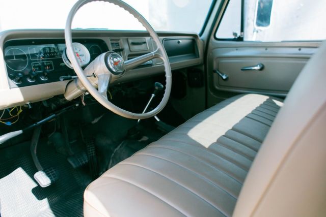 1965 Green Chevrolet C-10 Standard Cab Pickup