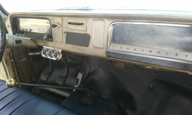 1965 White Chevrolet C-10 Standard Cab Pickup