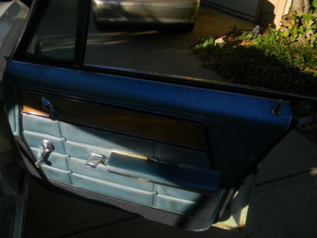 1965 White Chevrolet Capriceold 4 door