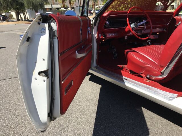 1965 White Chevrolet Impala Convertible