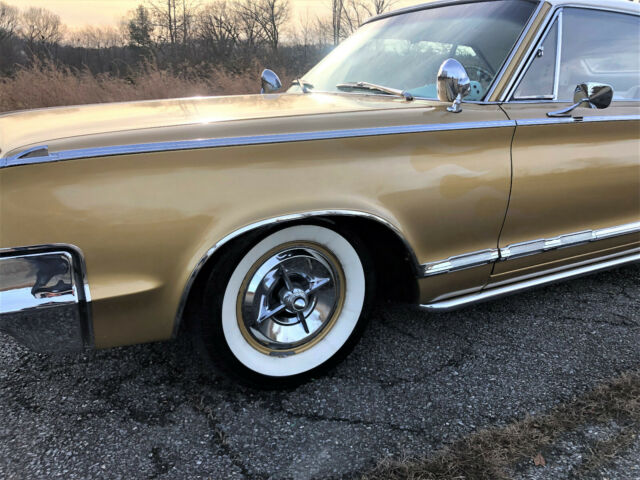 1965 Chrysler 300 Series