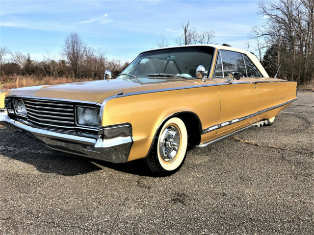 1965 Chrysler 300 Series