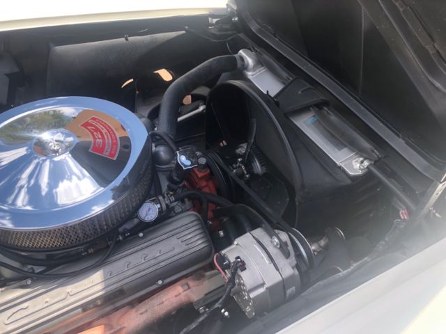 1965 White Chevrolet Corvette Convertible