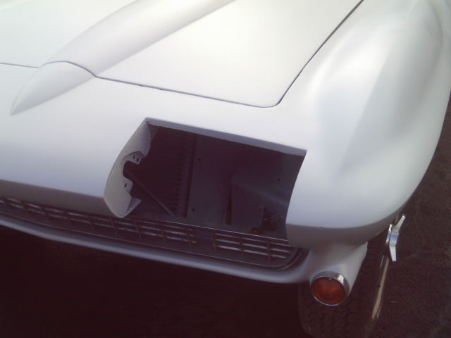 1965 White Chevrolet Corvette Convertible