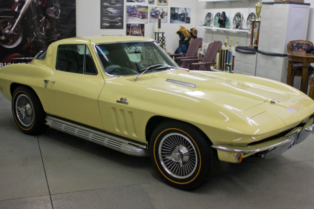 1965 Goldwood Yellow Chevrolet Corvette