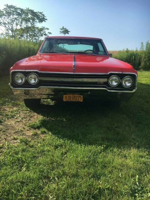 1965 Red Oldsmobile 442 Coupe