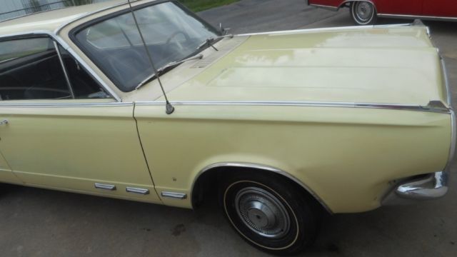 1965 Yellow Dodge Dart --