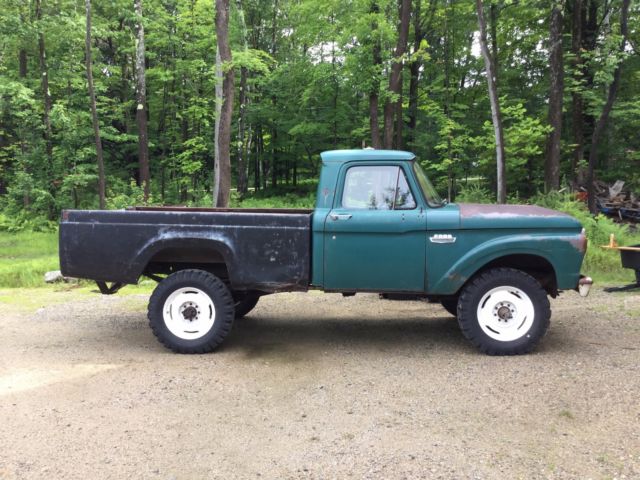 1965 green Ford F-250 Standard Cab Pickup
