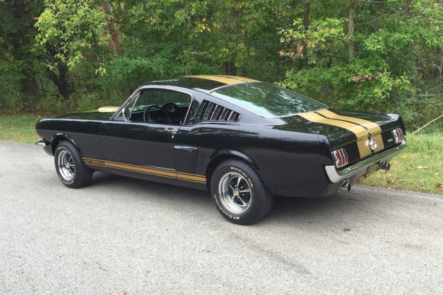 1965 RAVEN BLACK Ford Mustang FASTBACK