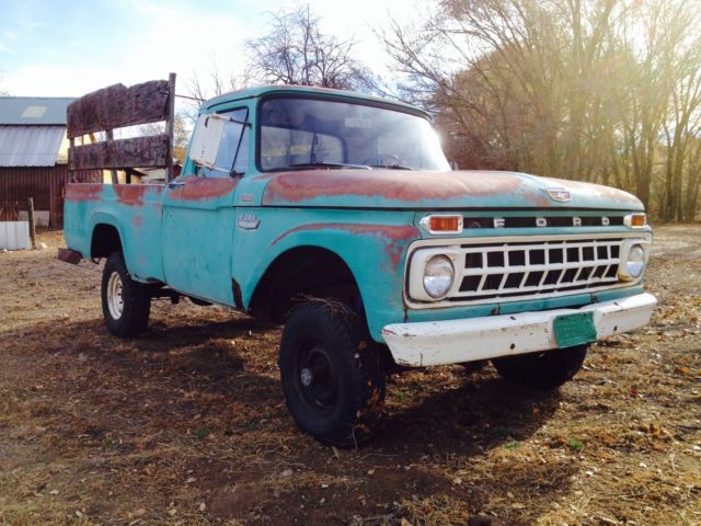 1965 turquoise Ford F-100 Cab & Chassis
