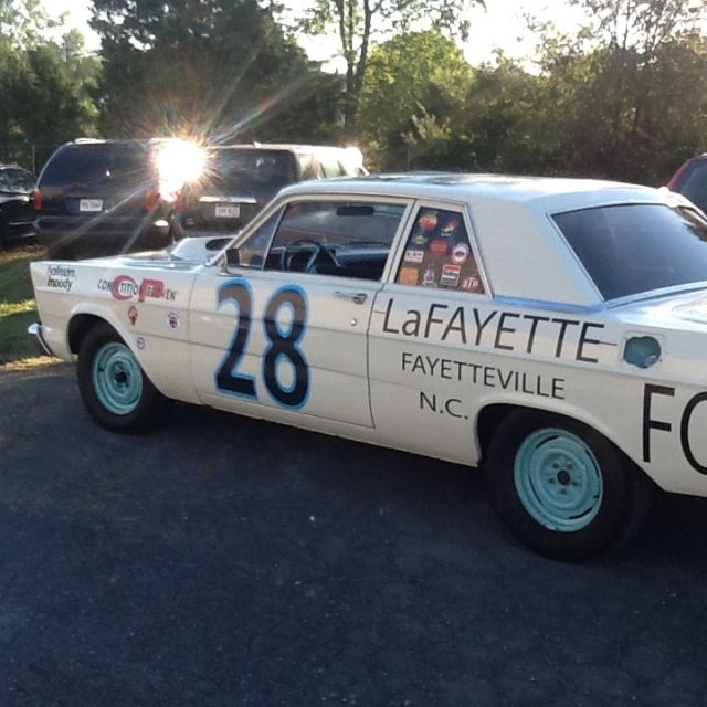 1965 Wimbledon white Ford Galaxie 2 post