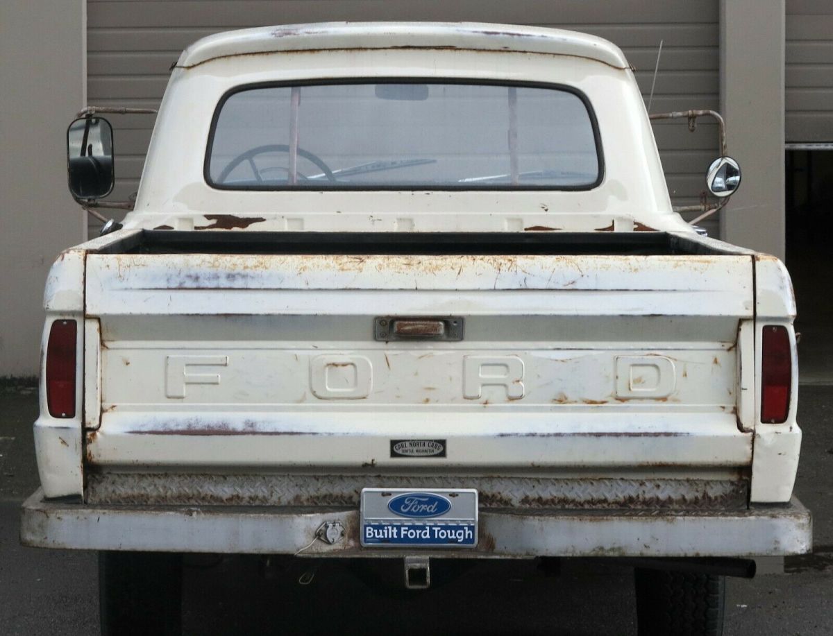 1965 Wimbledon white Ford F-100 Standard Cab Pickup