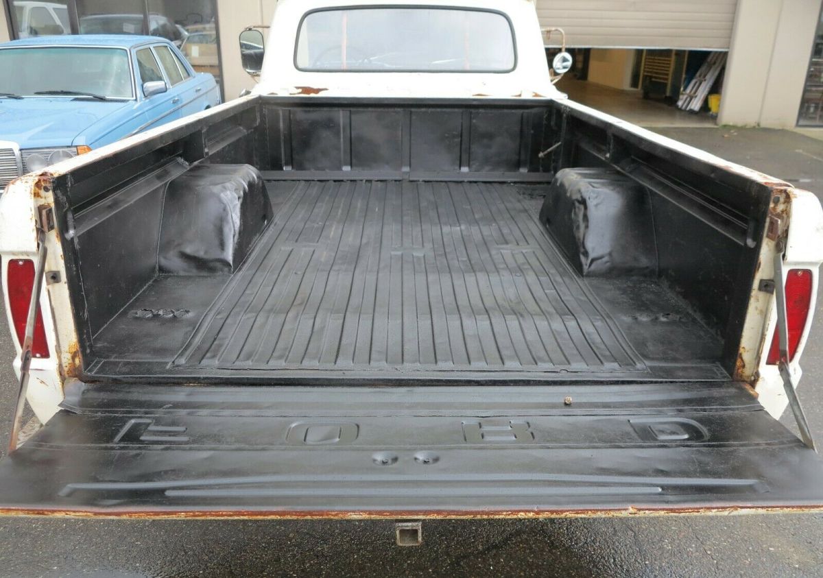 1965 Wimbledon white Ford F-100 Standard Cab Pickup