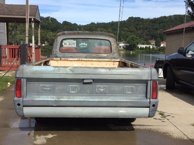 1965 patina Ford F-100