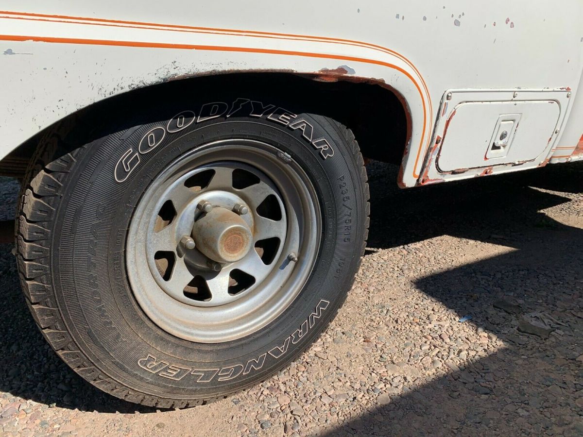 1965 White Ford F-100 Standard Cab Pickup