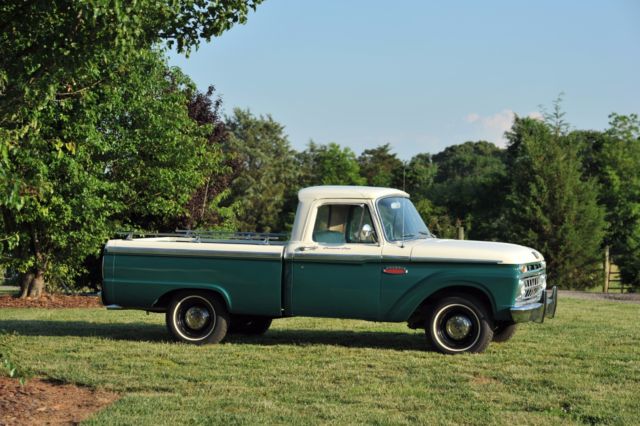 1965 Ford F-100
