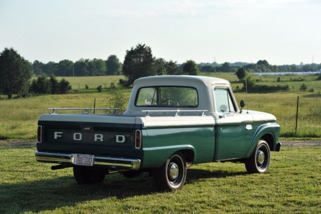 1965 Ford F-100