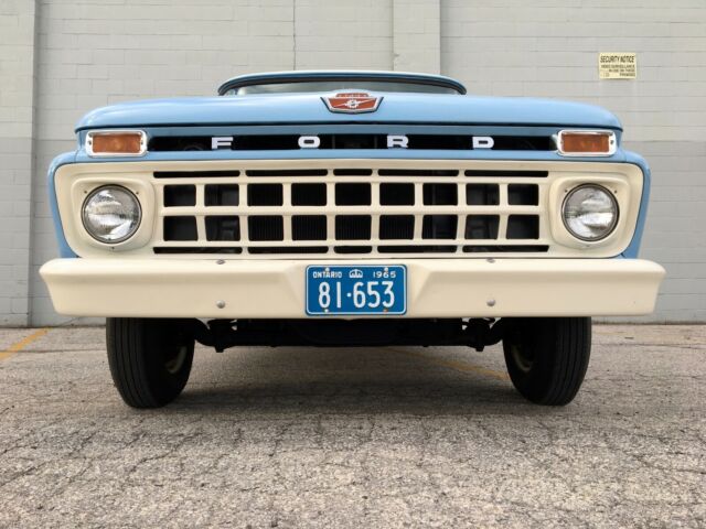 1965 Ford F-100