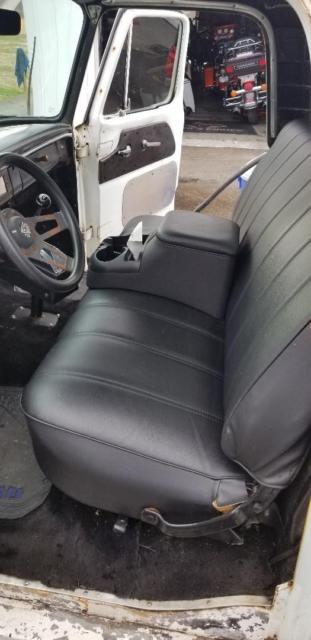 1965 White Ford F-100