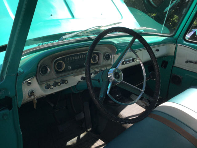 1965 Aquamarime Ford F-250 Long-bed Pick-up