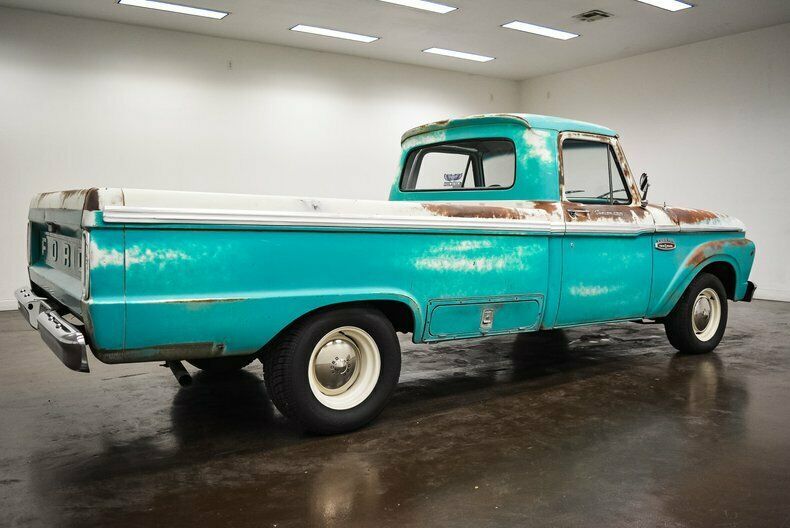 1965 Patina Ford F-100 --