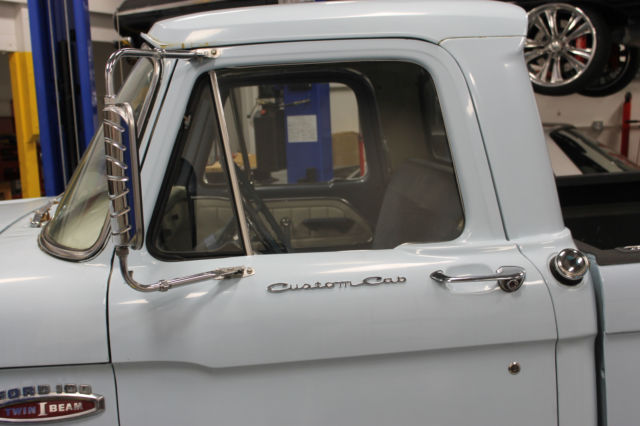 1965 Blue Ford F-100