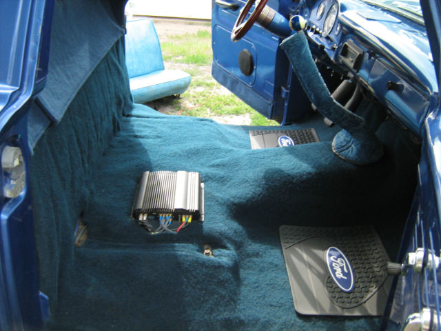 1965 Blue Ford F-100