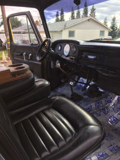 1965 Yellow Ford F-100