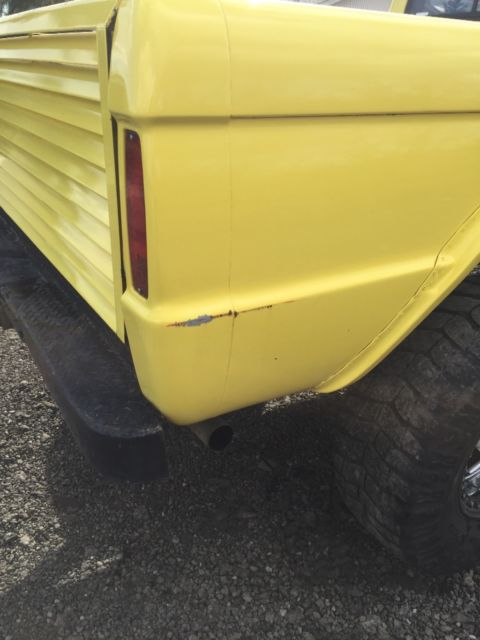 1965 Yellow Ford F-100