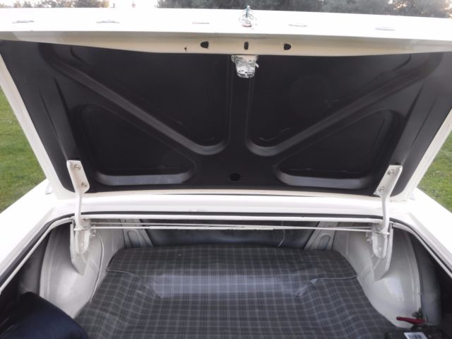 1965 WHITE Ford Falcon Coupe