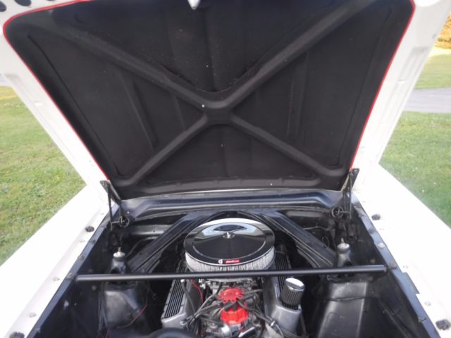 1965 WHITE Ford Falcon Coupe