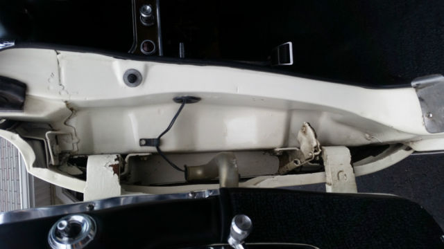 1965 Wimbledon White Ford Galaxie U/K