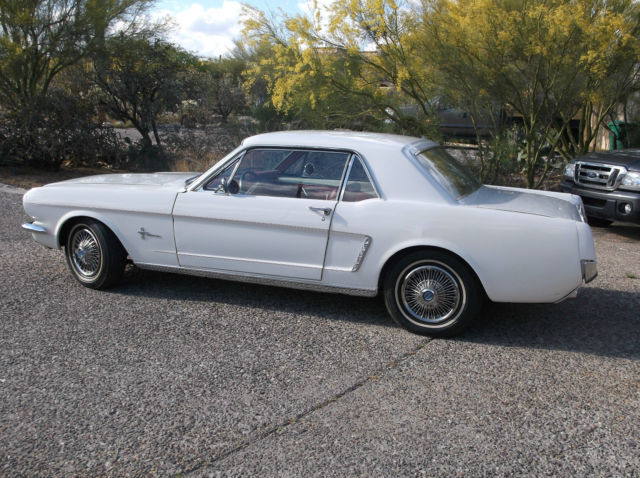 1965 White Ford Mustang U/K