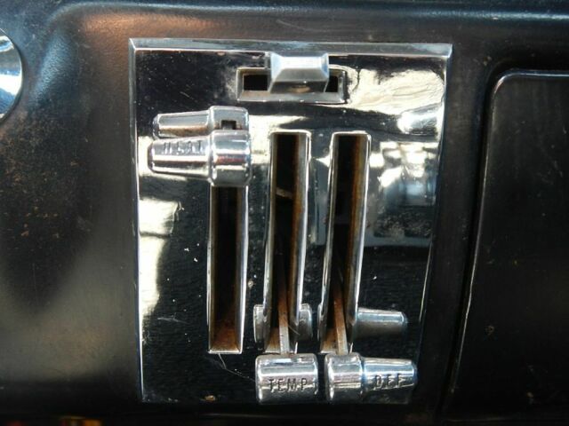 1965 Gray Ford Mustang --