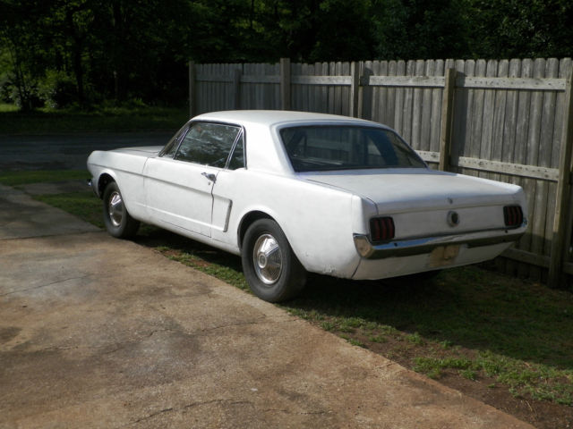 1965 White Ford Mustang Coupe