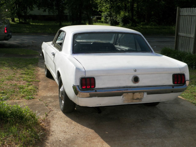 1965 White Ford Mustang Coupe