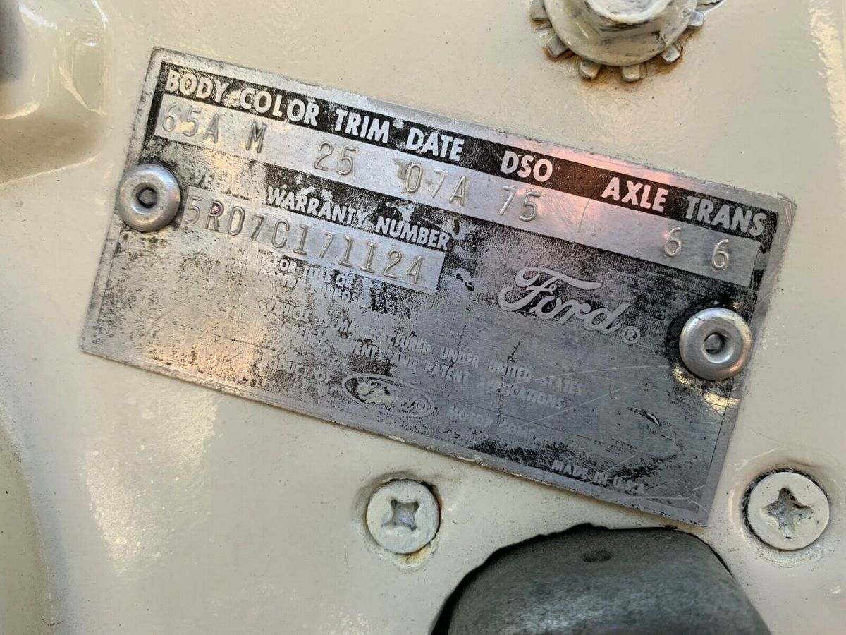 1965 White Ford Mustang Coupe