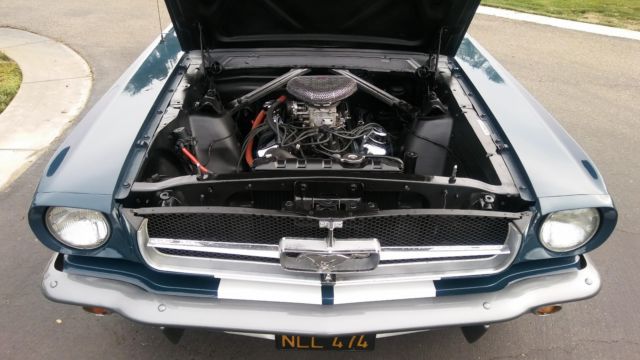 1965 Blue Ford Mustang