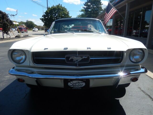 1965 Ermine white Ford Mustang Sedan