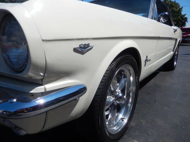 1965 Ermine white Ford Mustang Sedan