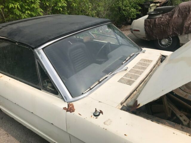 1965 White Ford Mustang Coupe