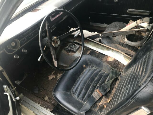 1965 White Ford Mustang Coupe