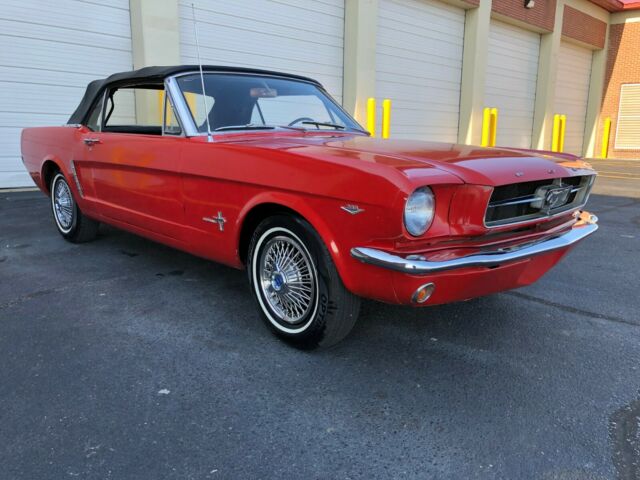 1965 White Ford Mustang Convertible