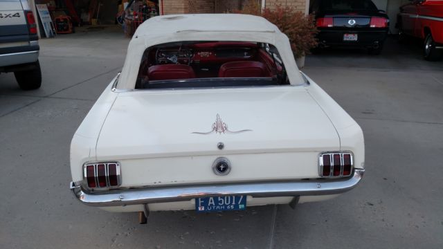 1965 WHITE Ford Mustang CONVERTIBLE