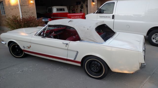 1965 WHITE Ford Mustang CONVERTIBLE