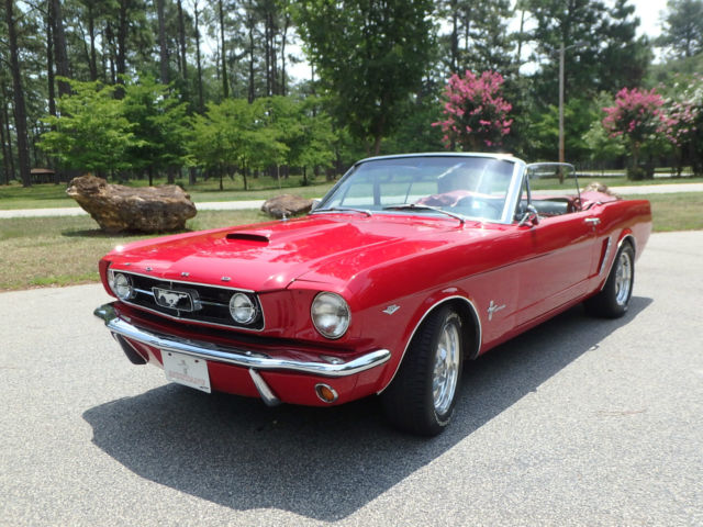 1965 Red Ford Mustang U/K