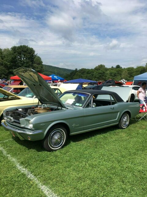 1965 Silver Smoke Grey Ford Mustang Coupe